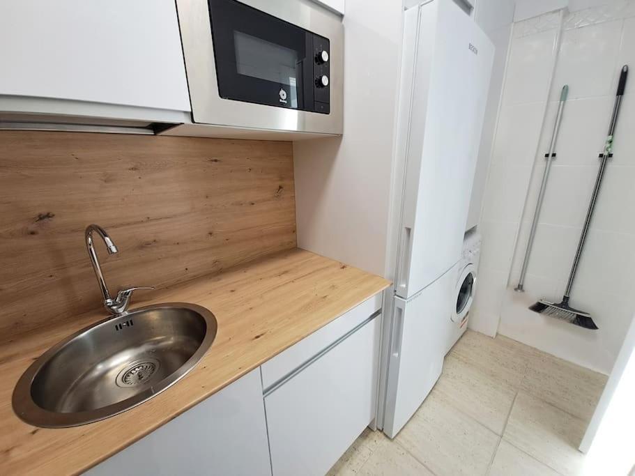 Apartamento 1A Linea De Mar エンプリアブラバ エクステリア 写真